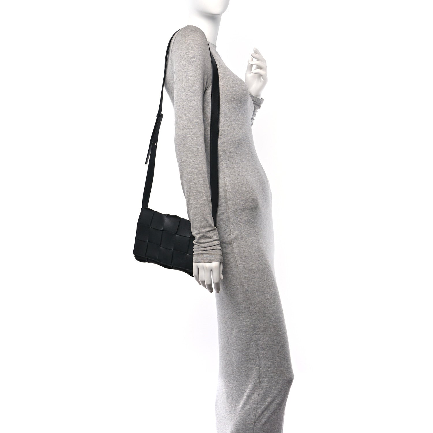 Bottega Veneta Lambskin Maxi Intrecciato Cassette Crossbody Bag Black 2 of 10