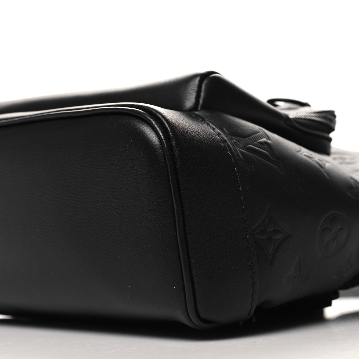Louis Vuitton Monogram Shadow Racer Slingbag Black 9 of 9