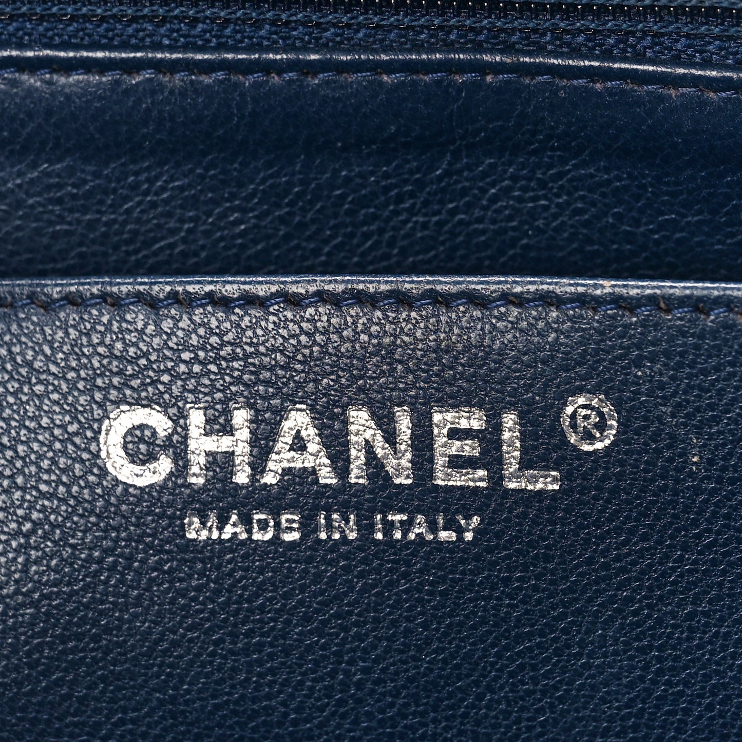 Caviar Quilted Jumbo Single Flap Navy