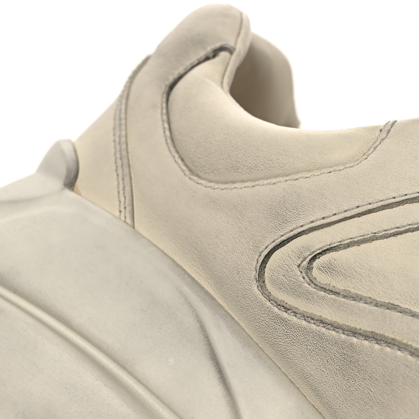 Soft Calfskin Mens Rhyton Sneakers 11.5 Ivory