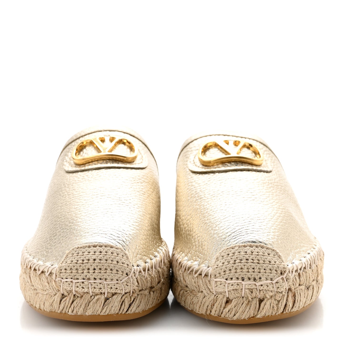 Metallic Pebbled Calfskin Vlogo Espadrille Mules 39 Platino