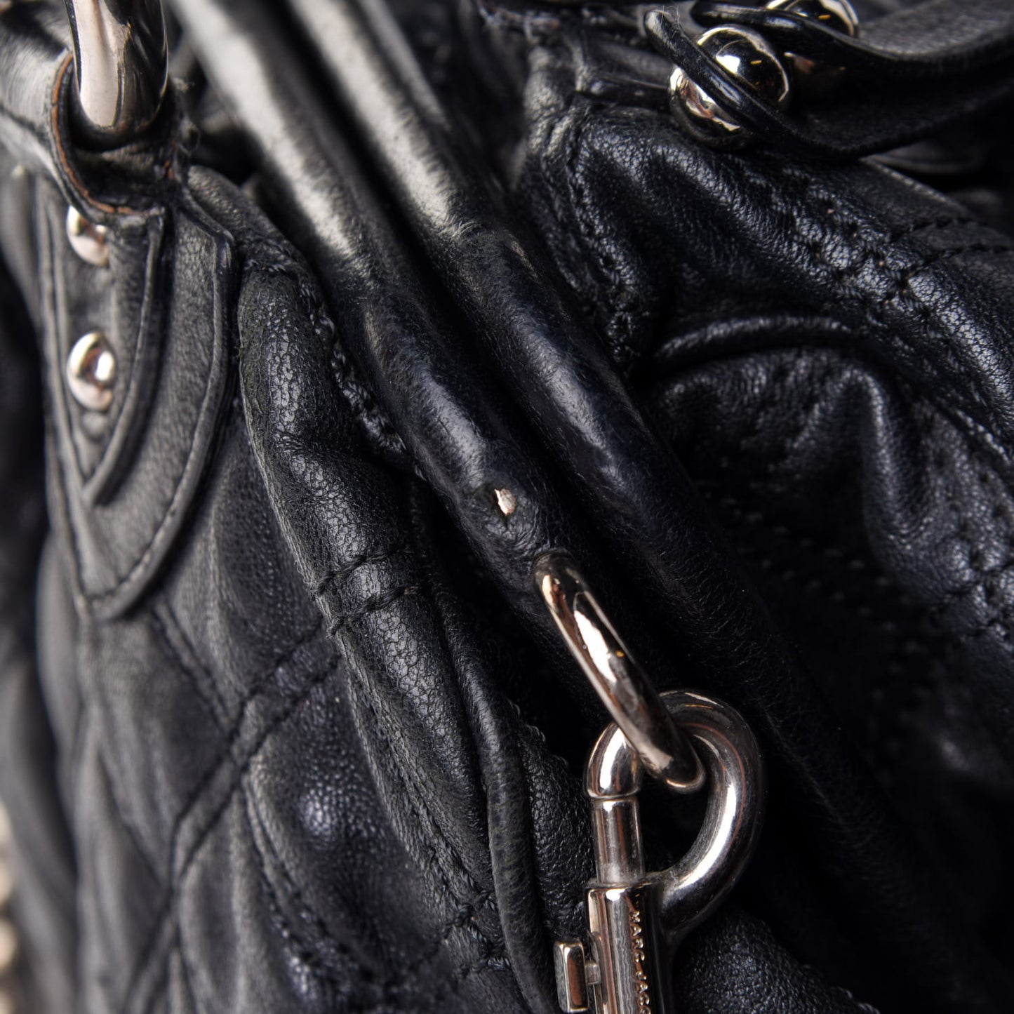 Calfskin Quilted Stam Black