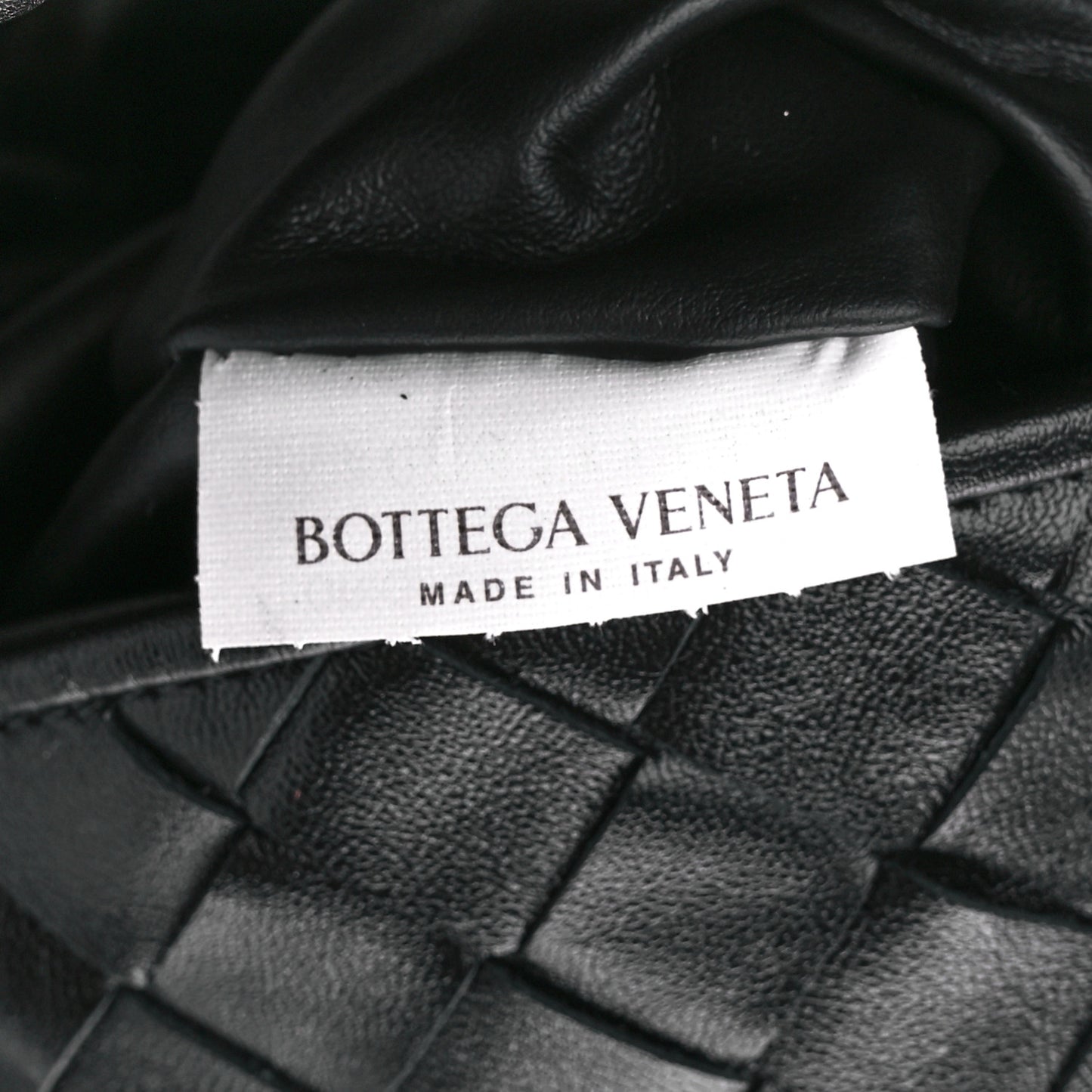 Calfskin Intrecciato Mini Hop Black