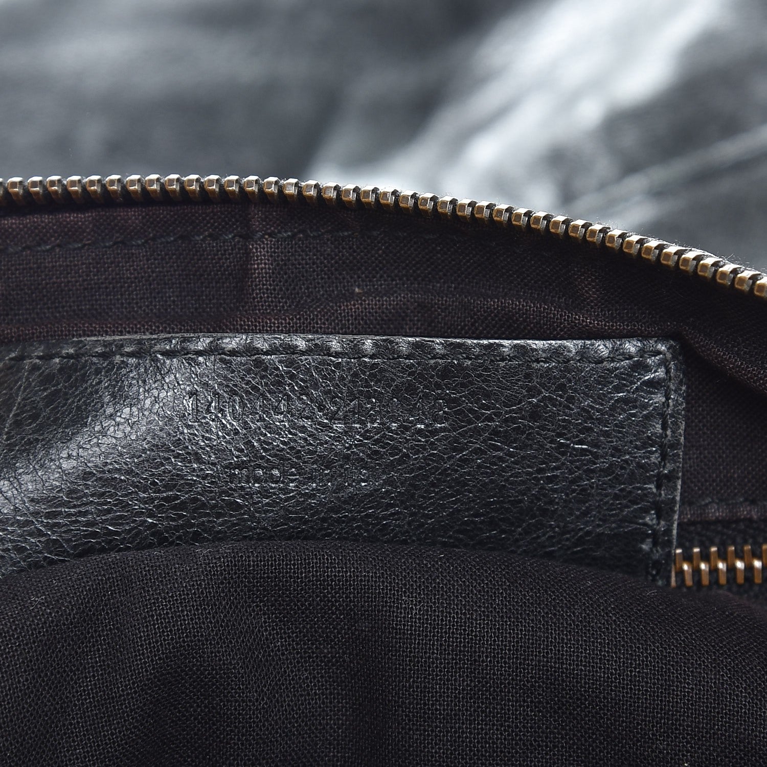Balenciaga Agneau Classic Hardware Day Hobo Black 7 of 14