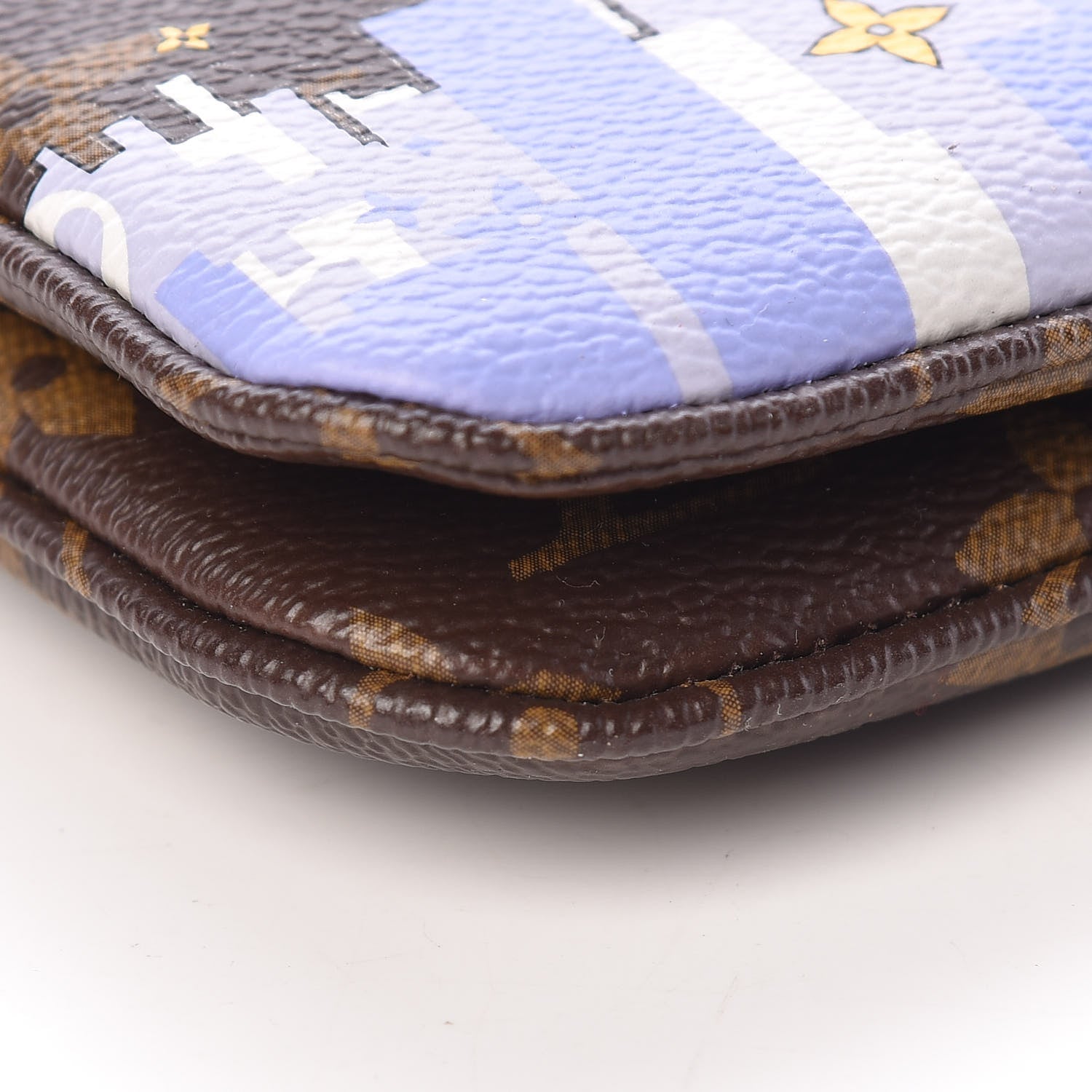 Louis Vuitton Monogram 2019 Christmas Animation Double Zip Pochette 10 of 11