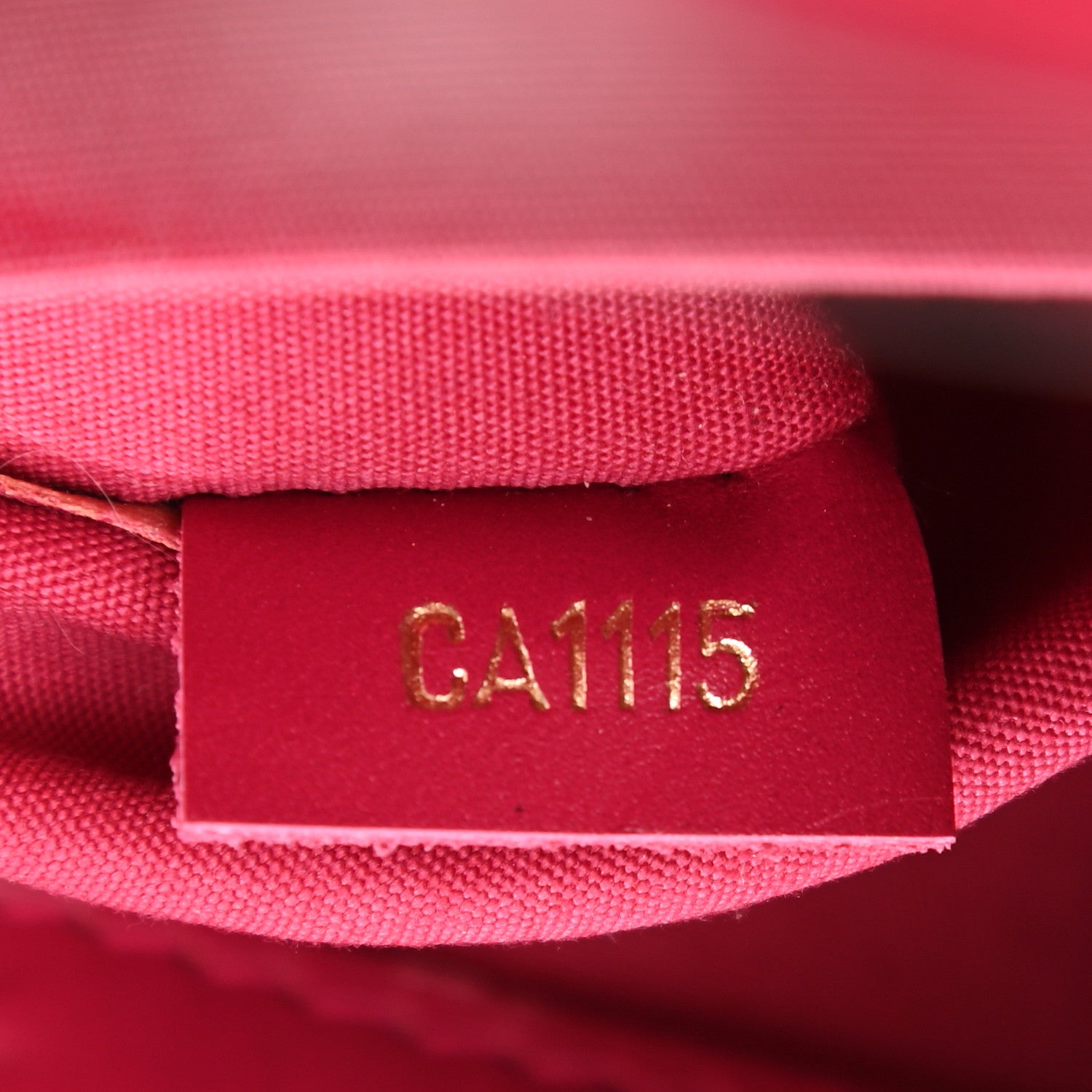 Louis Vuitton Vernis Montaigne BB Magenta 7 of 15