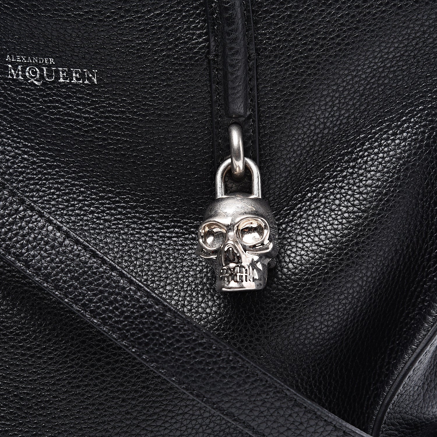 Alexander McQueen Pebbled Calfskin Small Skull Padlock Zip Around Tote Black 9 of 10
