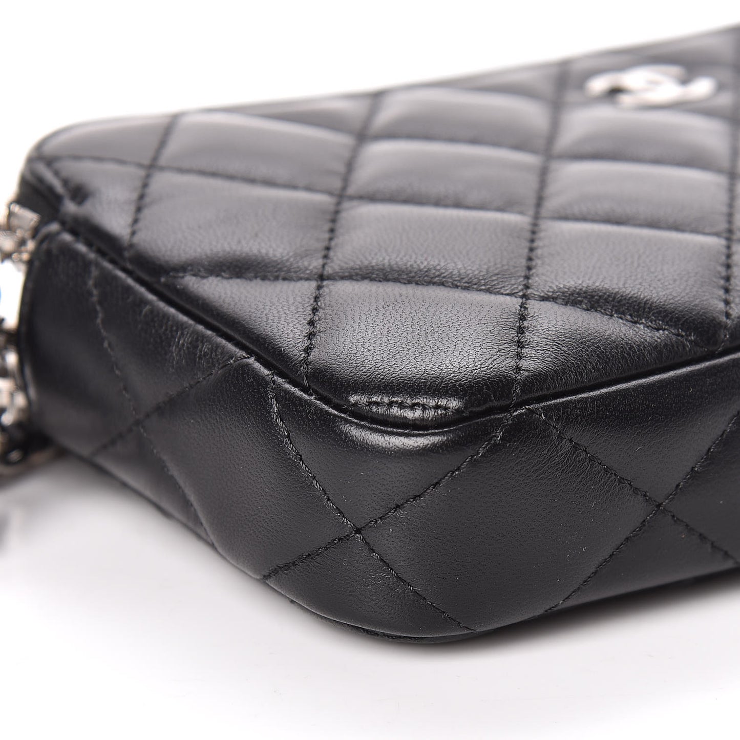 Lambskin Quilted Small Clutch With Chain Black
