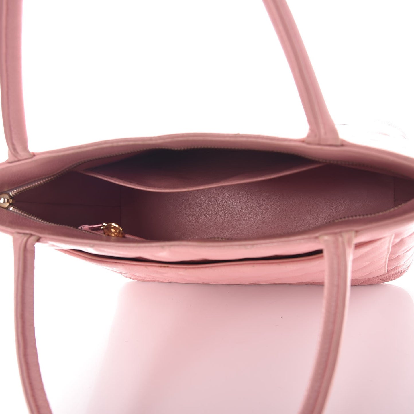 Caviar Quilted Medallion Tote Light Pink