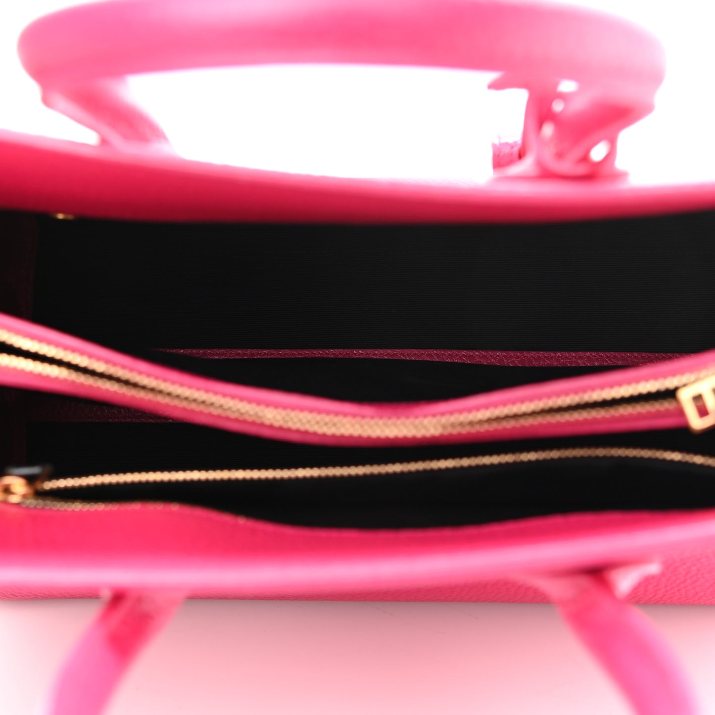 Grained Calfskin Small Sac De Jour Lipstick Pink