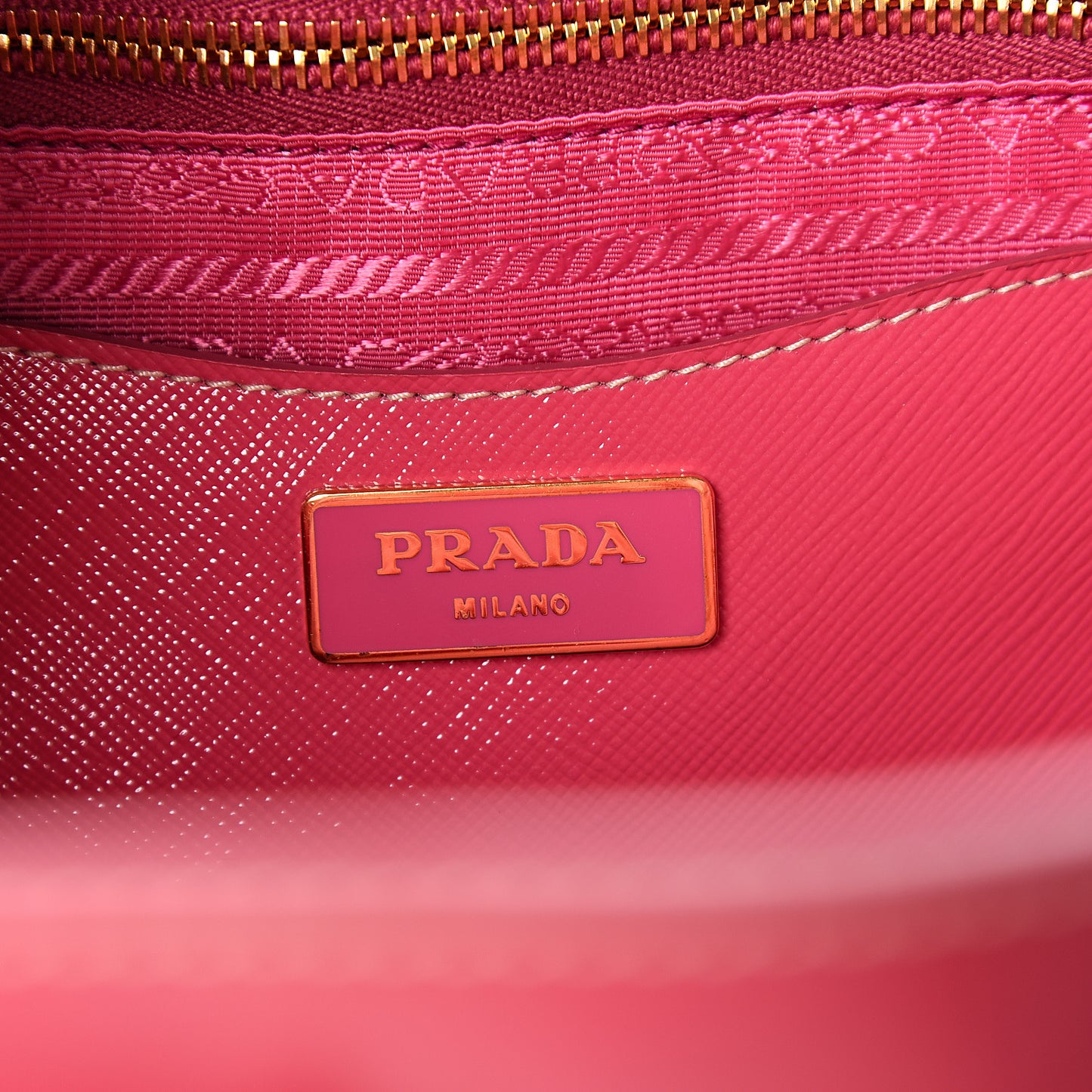 Saffiano Vernice Turn Lock Shopping Tote Peonia