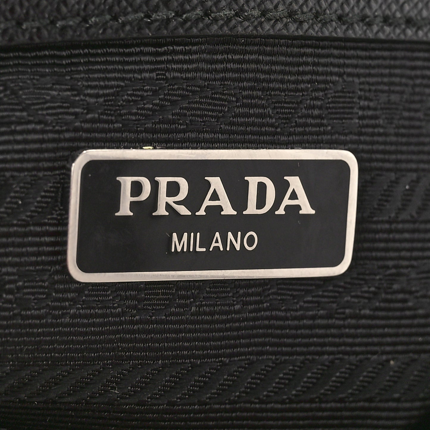 Nylon Saffiano Re-Edition 2005 Top Handle Crossbody Bag Black
