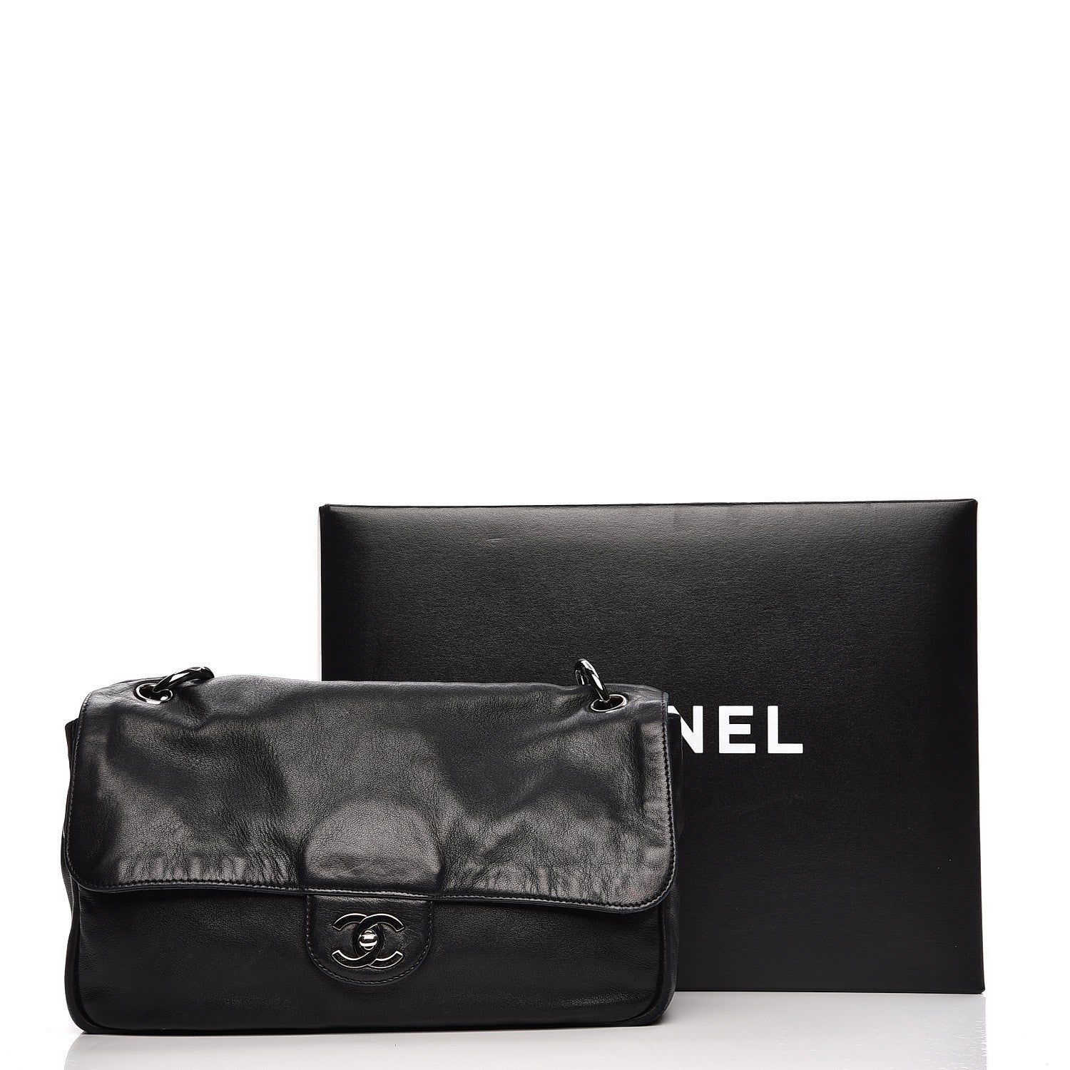 Chanel Lambskin Medium Soft and Chain Flap Black 8 of 19