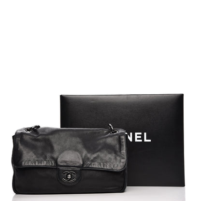Chanel Lambskin Medium Soft and Chain Flap Black 8 of 19