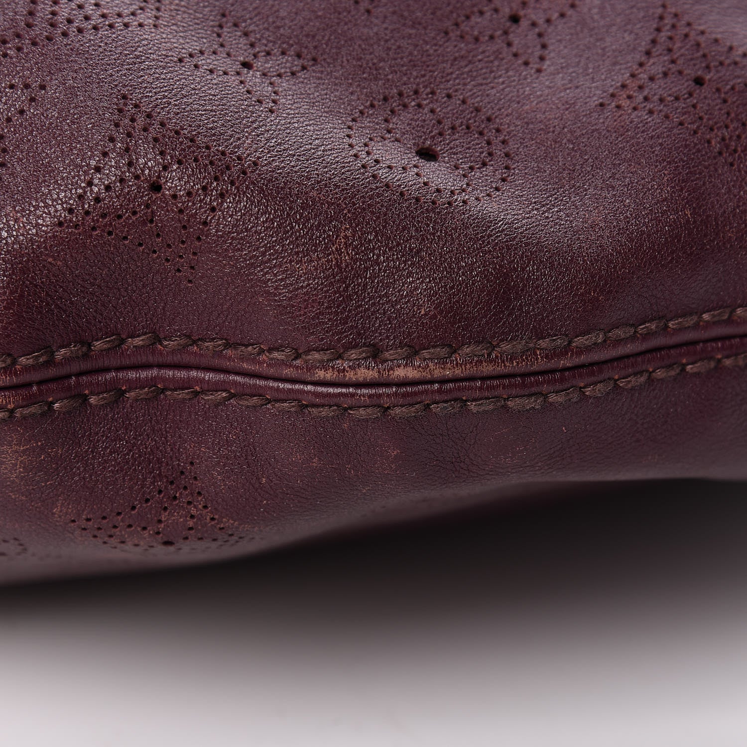 Louis Vuitton Mahina Onatah GM Aubergine 11 of 18