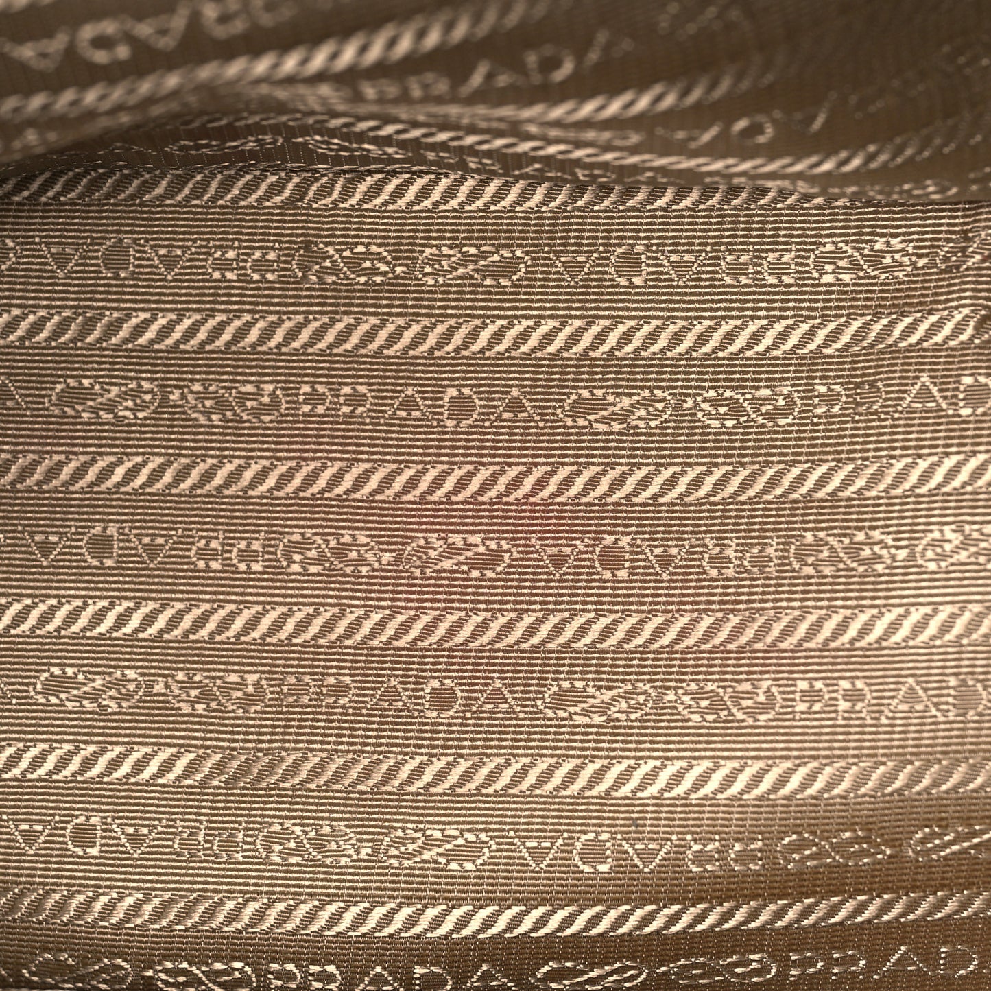 Saffiano Small Galleria Double Zip Tote Cannella