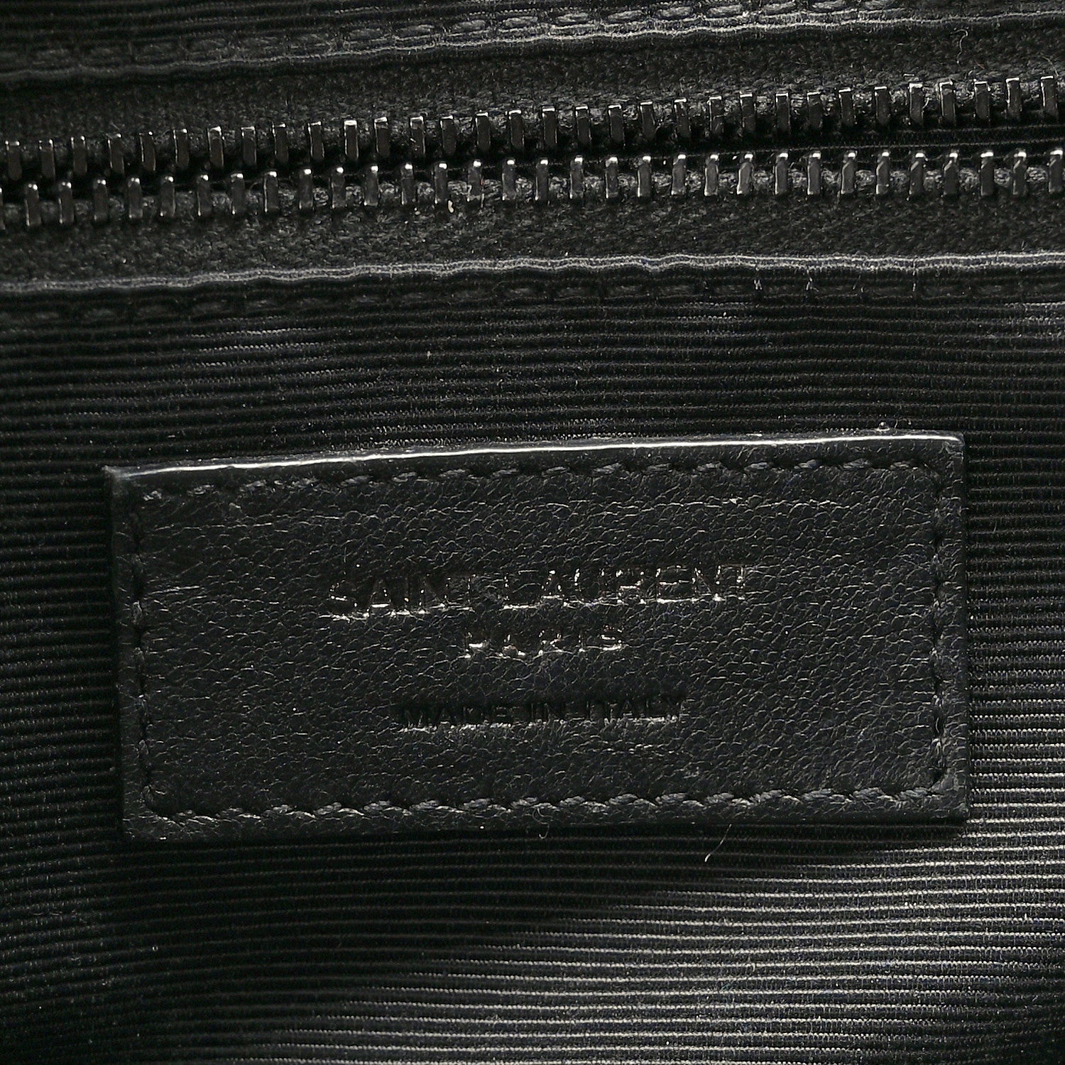 Saint Laurent Grain De Poudre Textured Mixed Matelasse Large Triquilt Monogram Monochrome Satchel Black 6 of 9