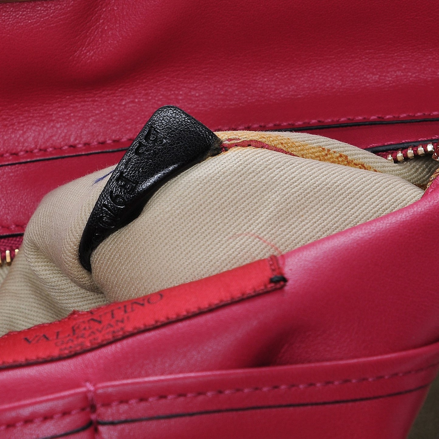 Vitello Medium Rockstud Tote Cyclamin