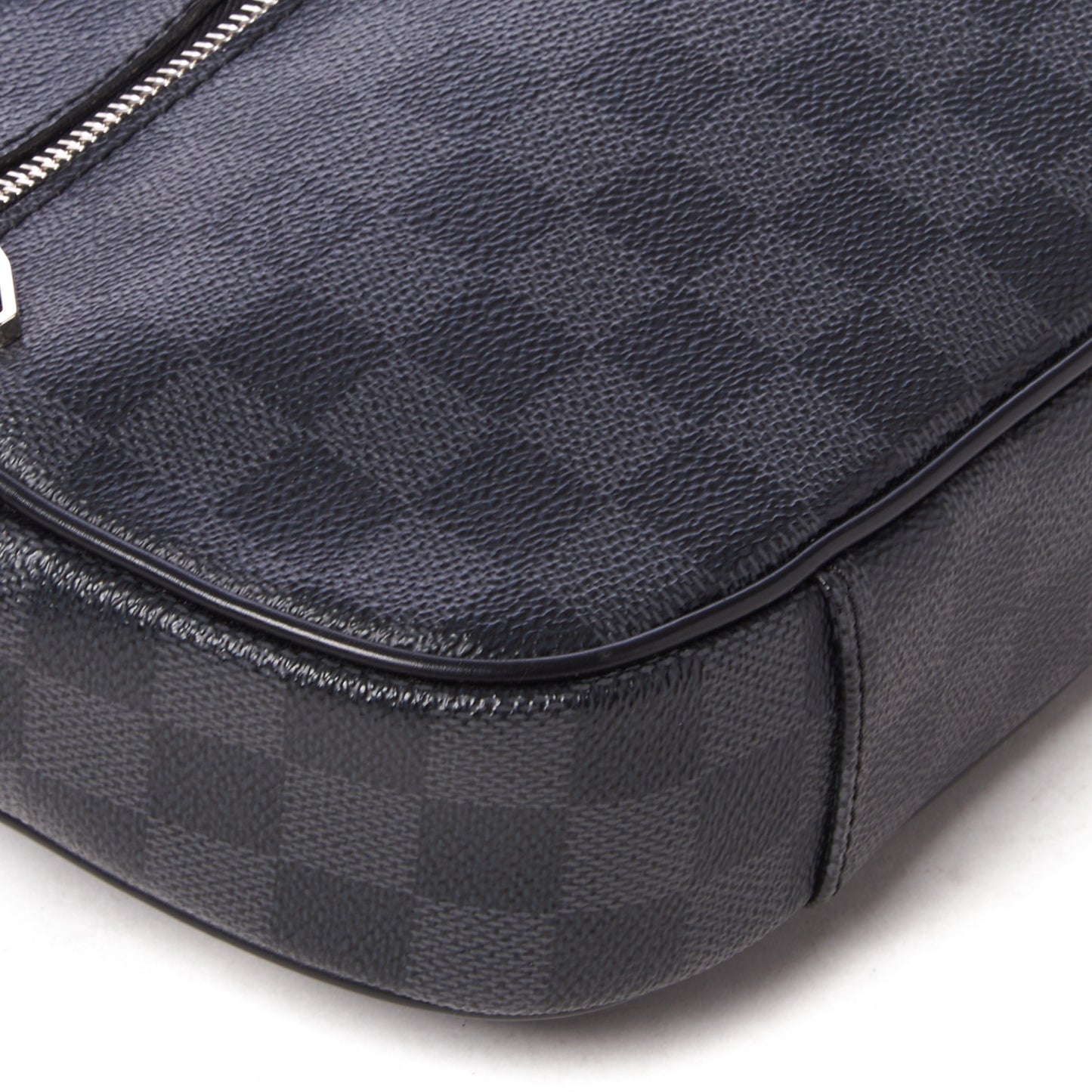 Damier Graphite Ambler