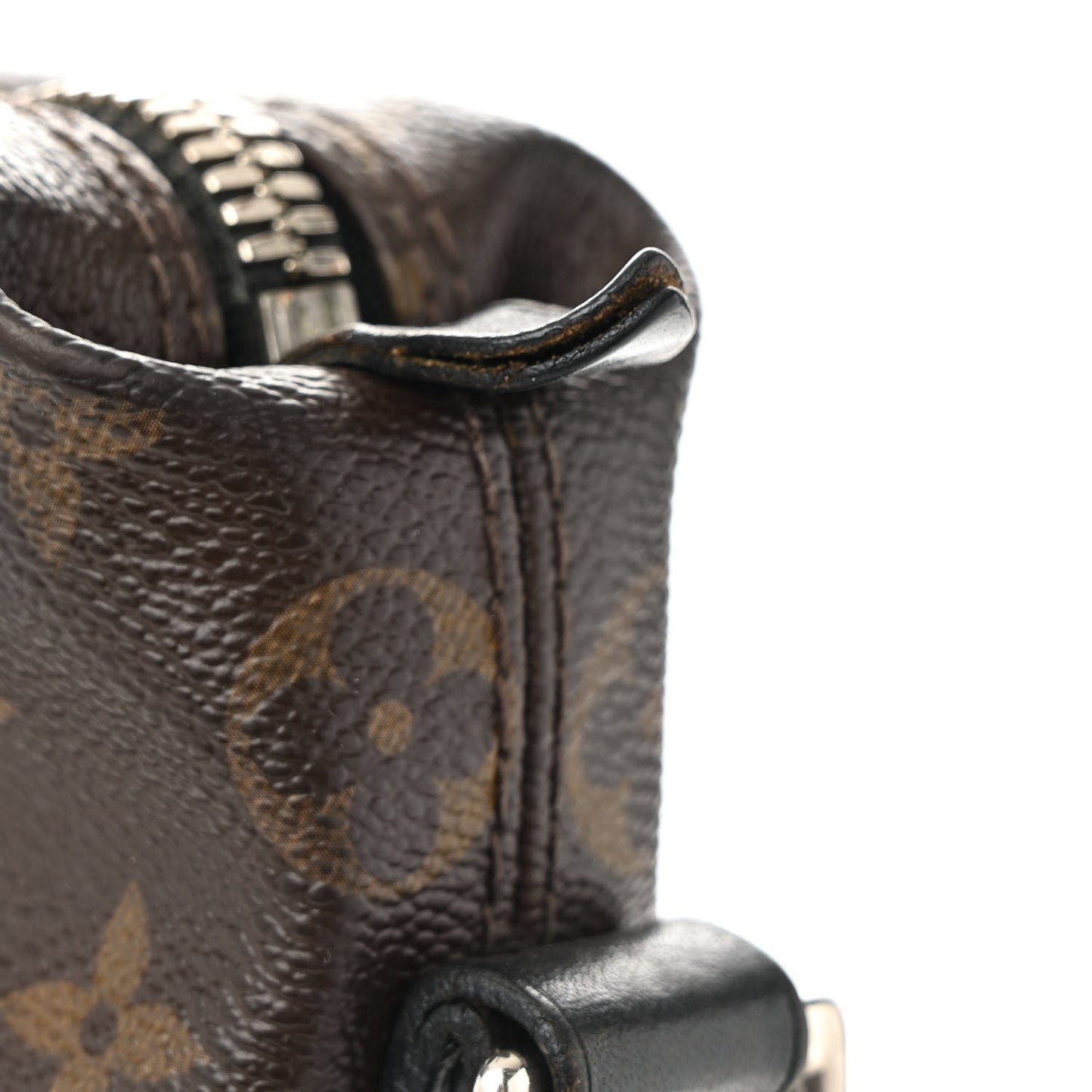 Monogram Macassar Kitan