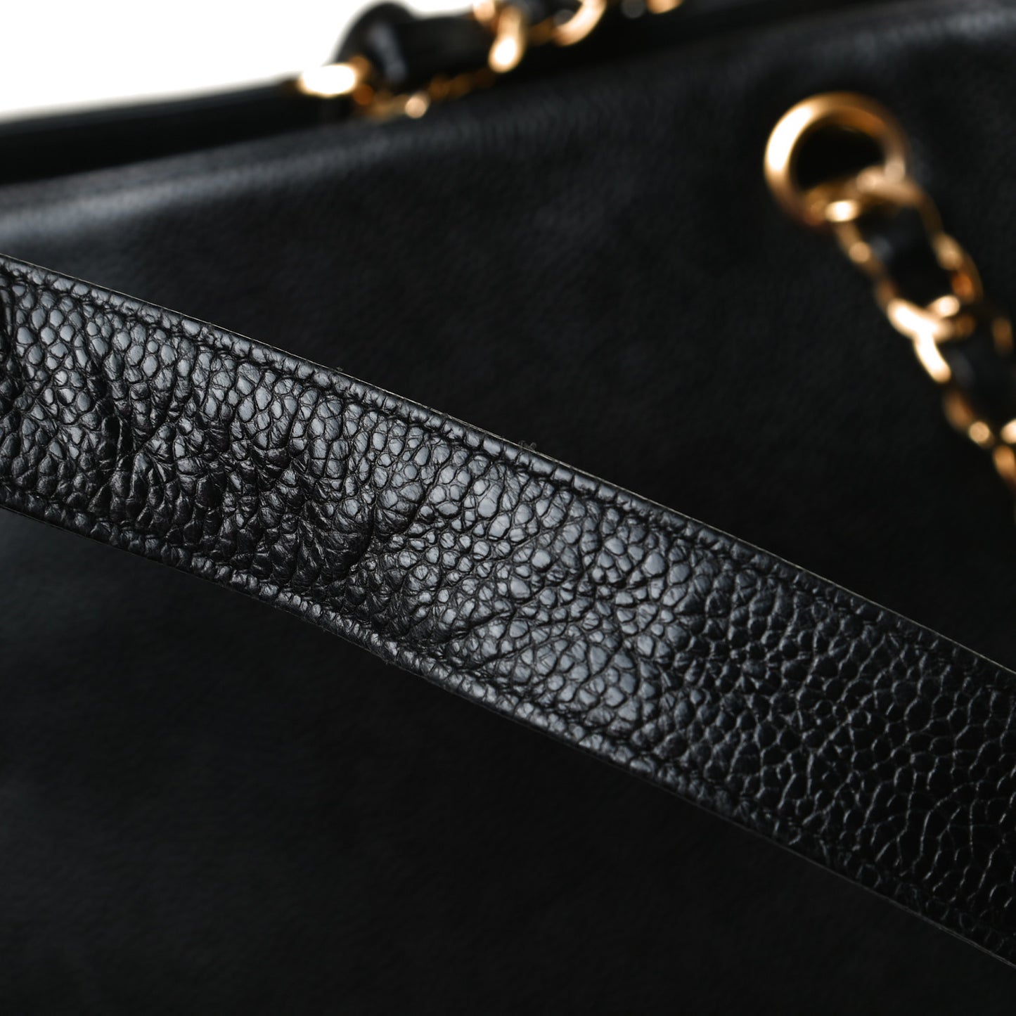 Caviar CC Shoulder Bag Black