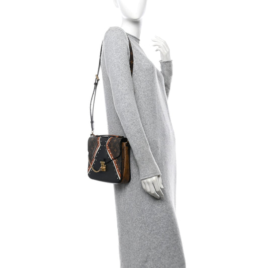 Monogram Brogue Pochette Metis