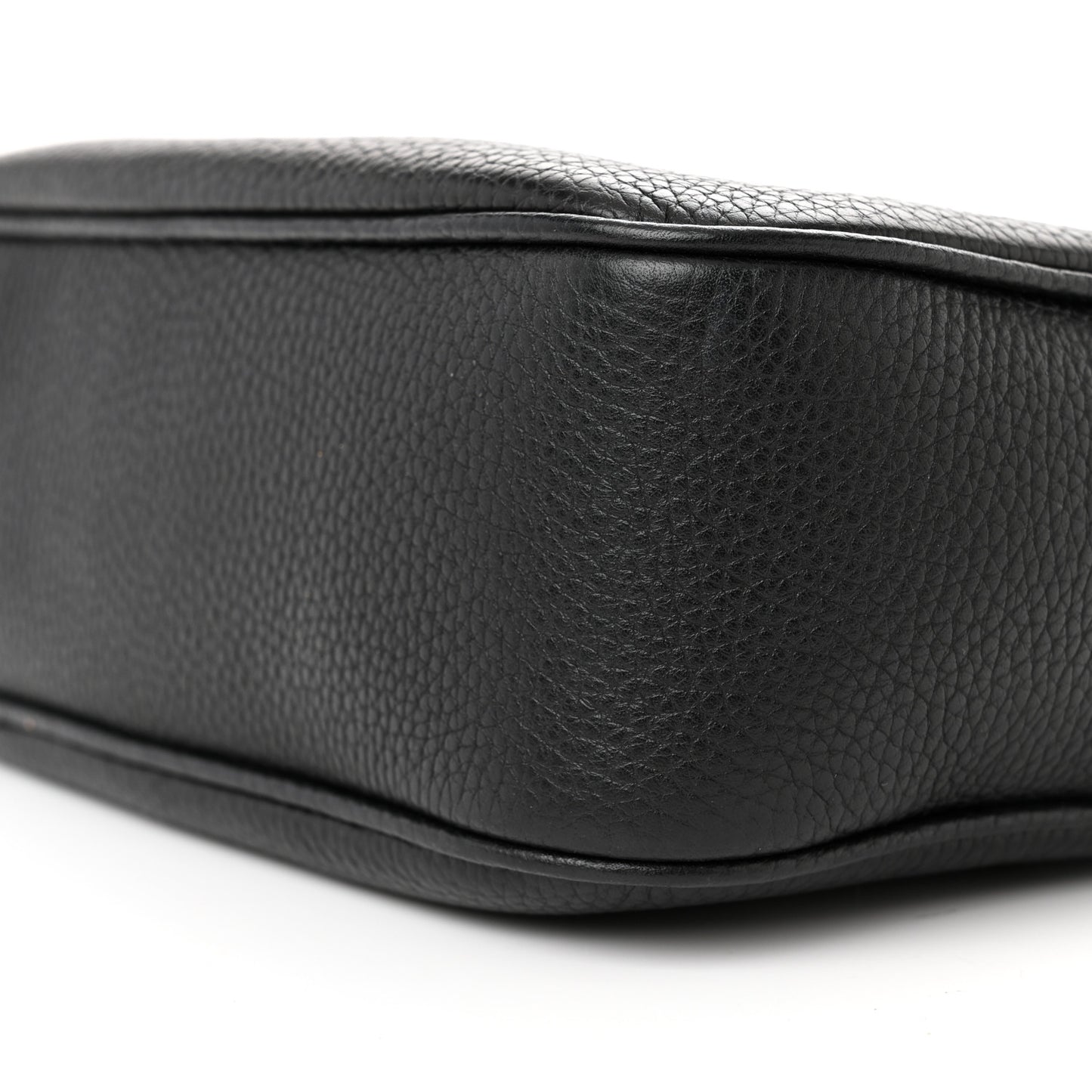 Pebbled Calfskin Small Soho Disco Bag Black