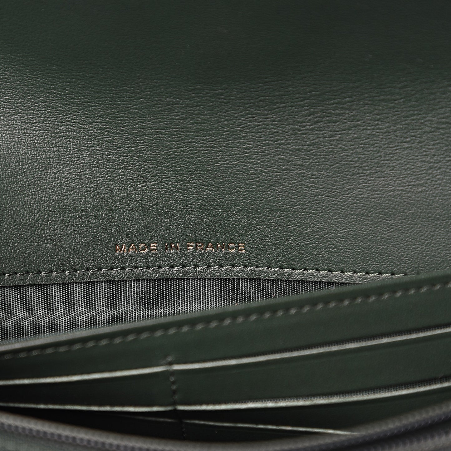 Caviar Quilted Large Boy Gusset Flap Wallet Green