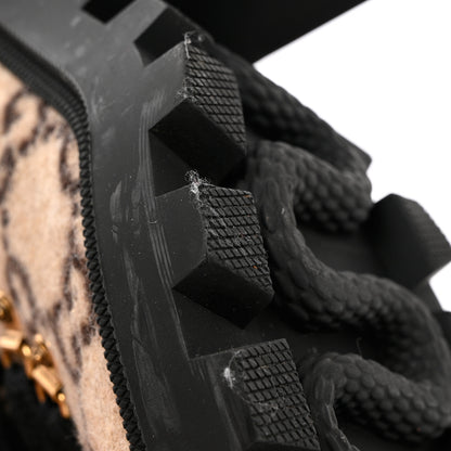 Gucci Covered Wool GG Monogram Womens Lace Up Combat Ankle Boots 40 Beige Ebony Black 16 of 27