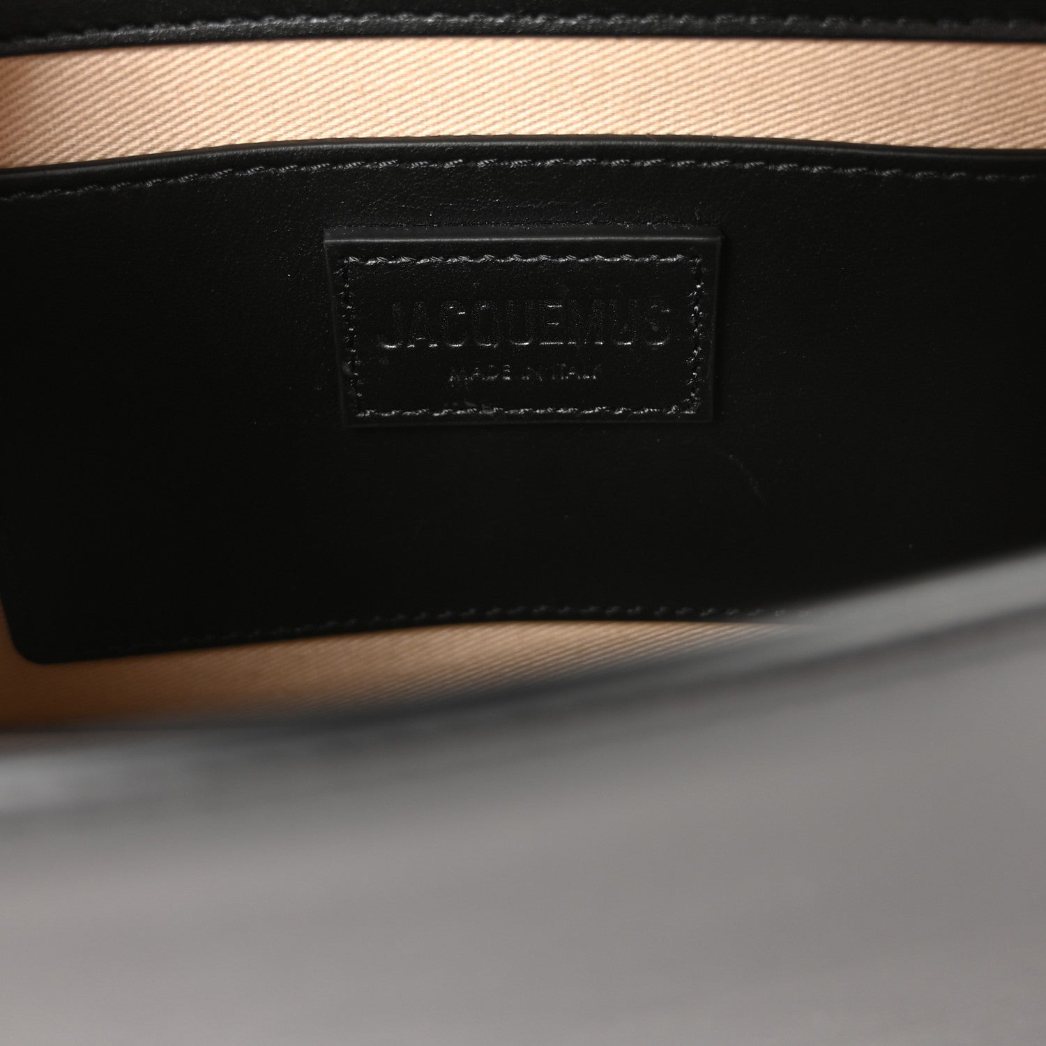 Jacquemus Smooth Calfskin Le Grand Bambino Long Black 6 of 9