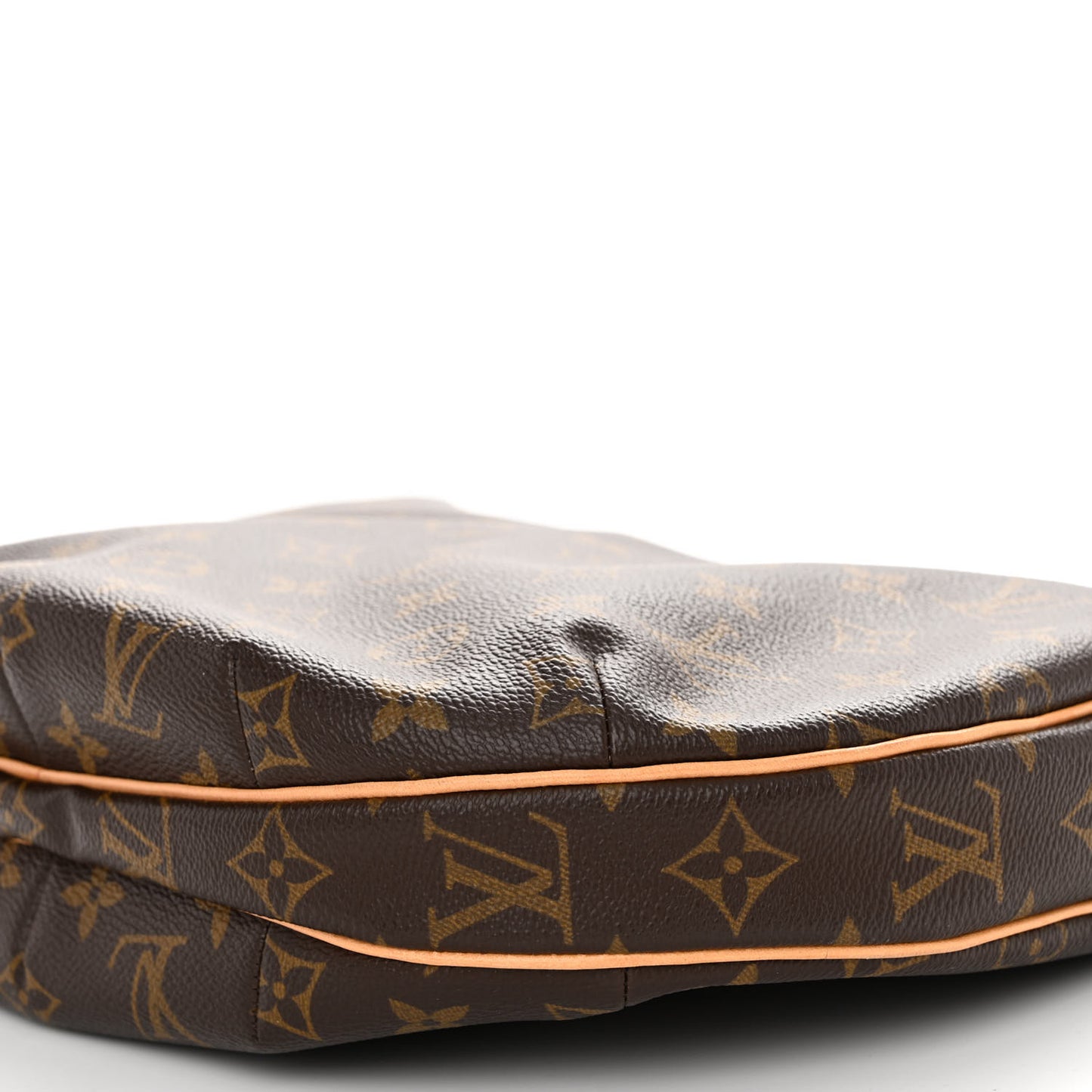 Monogram Croissant MM