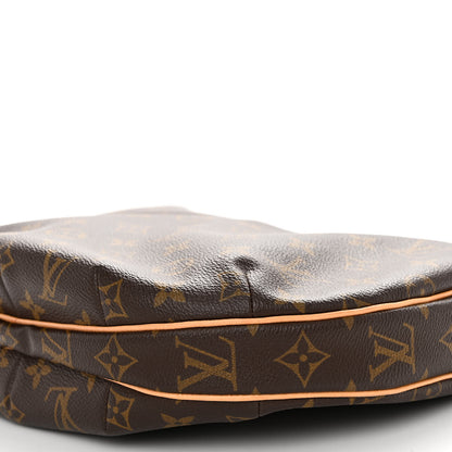 Louis Vuitton Monogram Croissant MM 8 of 8