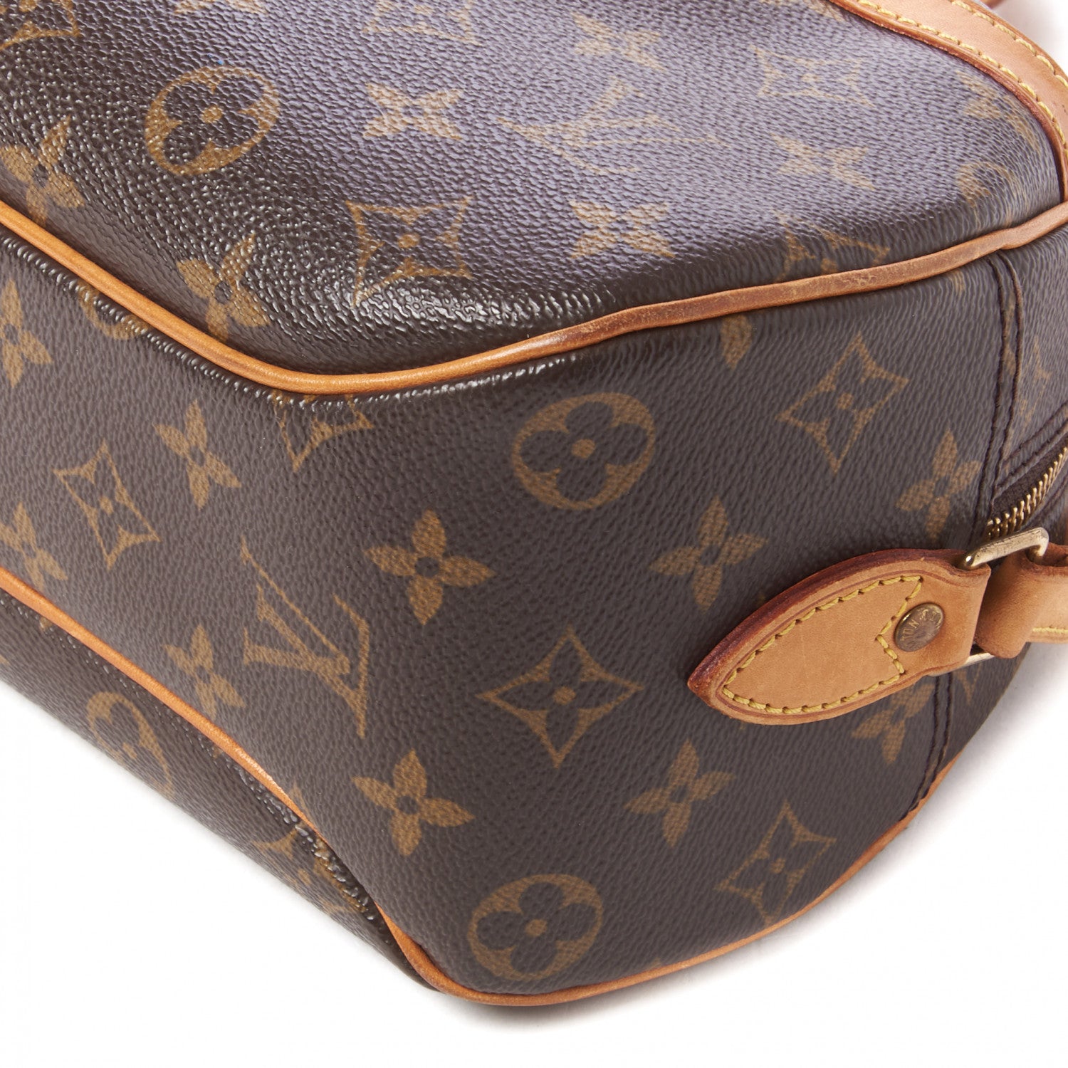 Louis Vuitton Monogram Blois 5 of 8