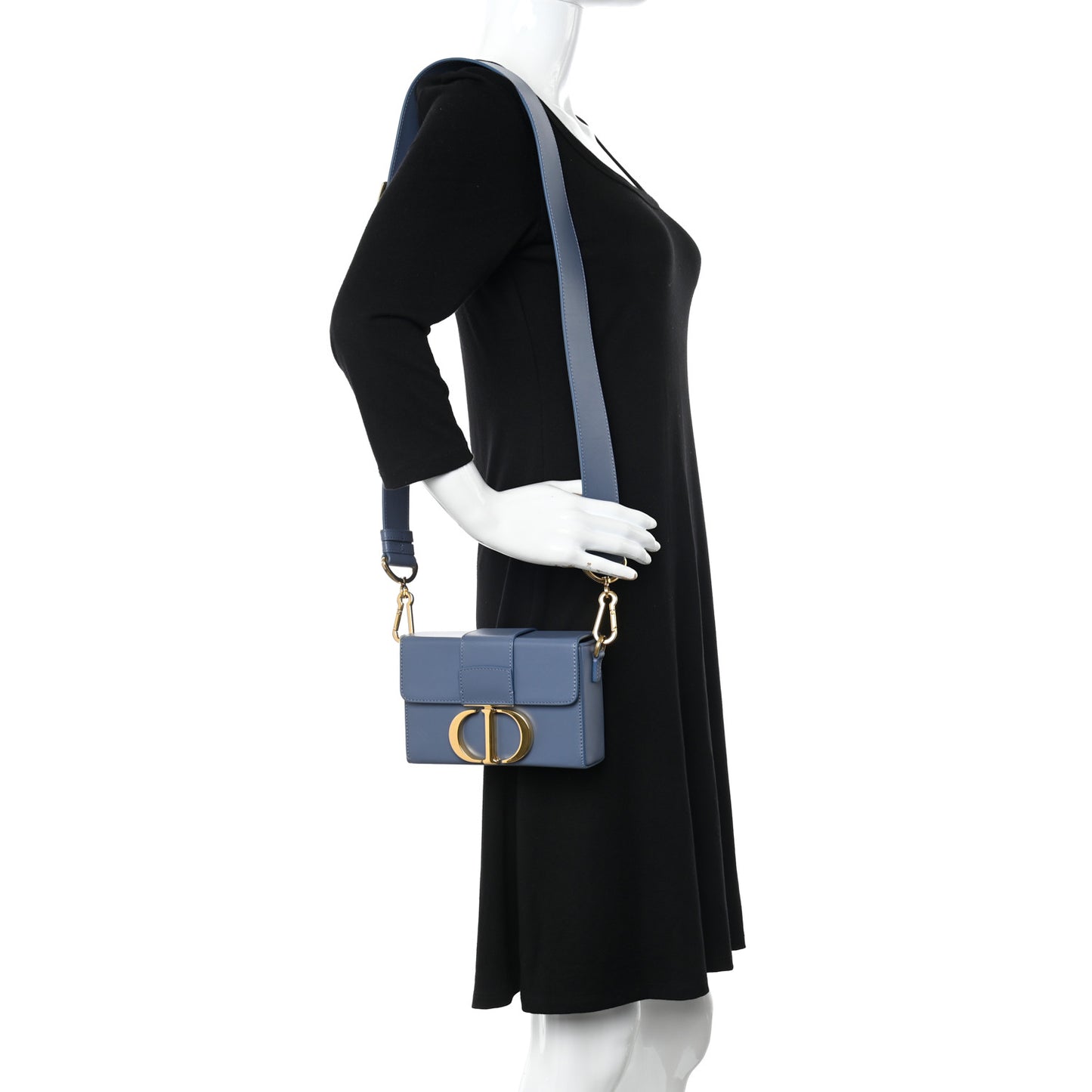 Box Calfskin 30 Montaigne Box Bag Blue