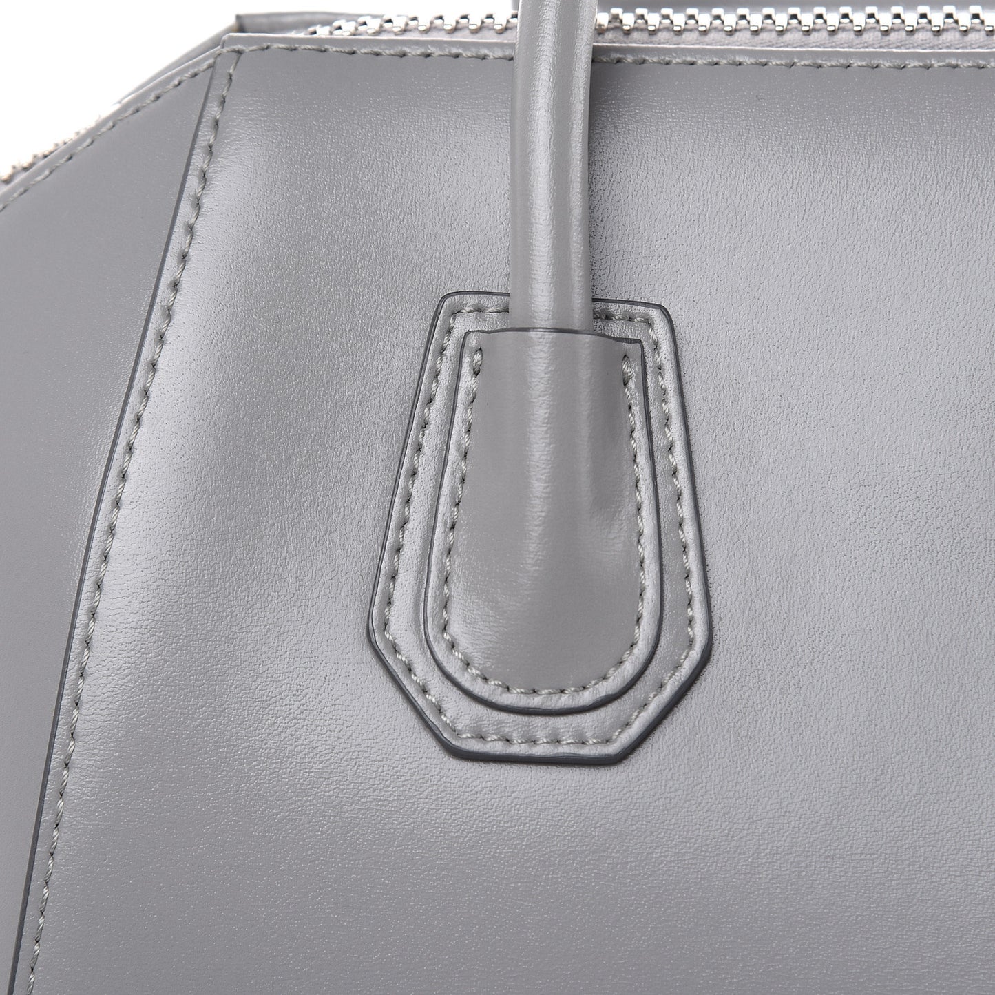 Shiny Lord Calfskin Small Antigona Pearl Grey