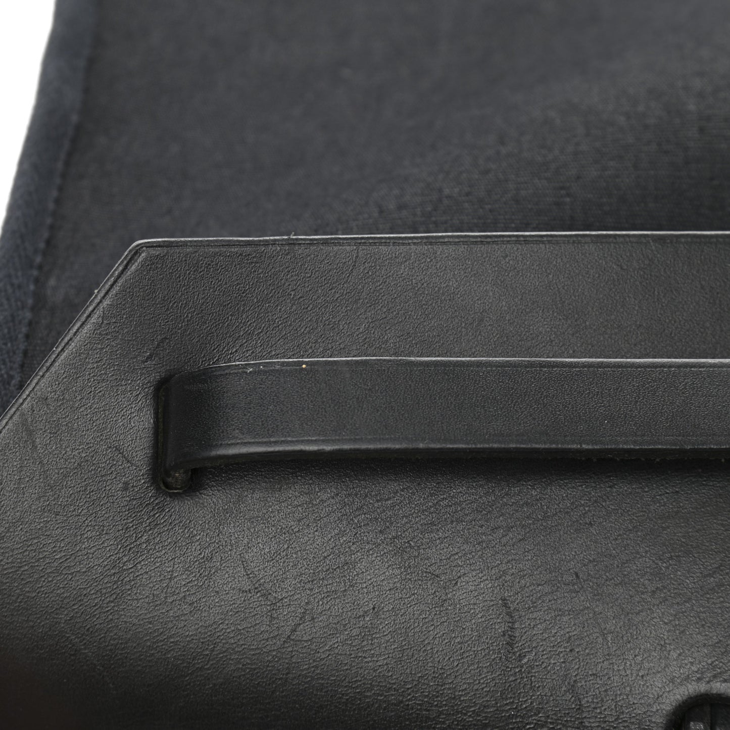 Toile Vache Calfskin Herbag 39 MM Black