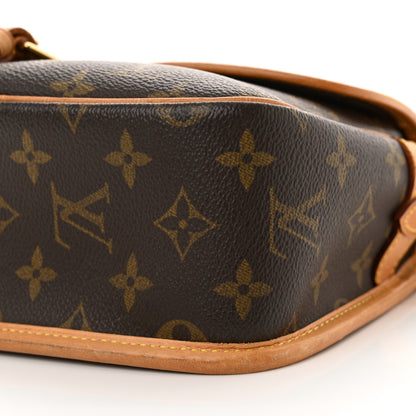 Louis Vuitton Monogram Sologne 9 of 12