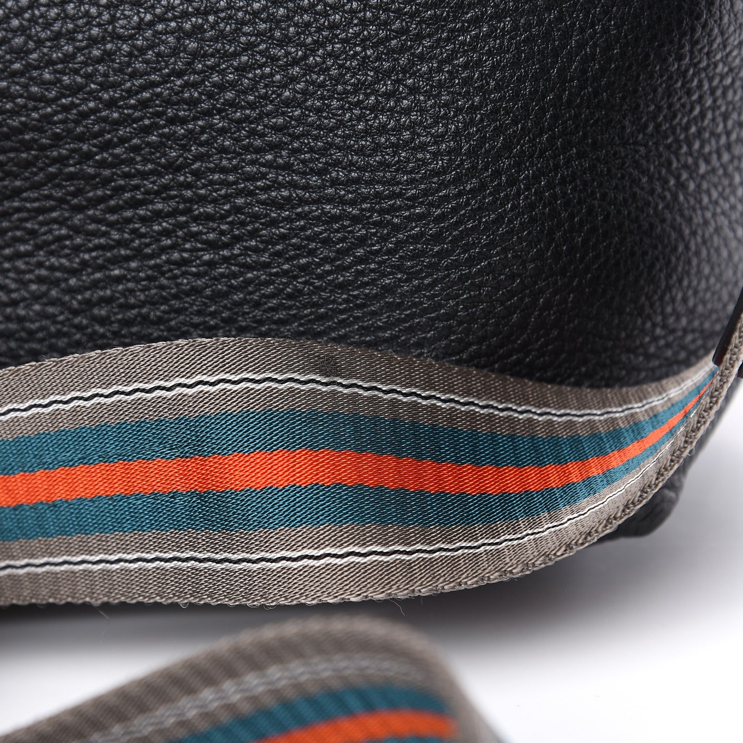 Vitello Daino Tote Black