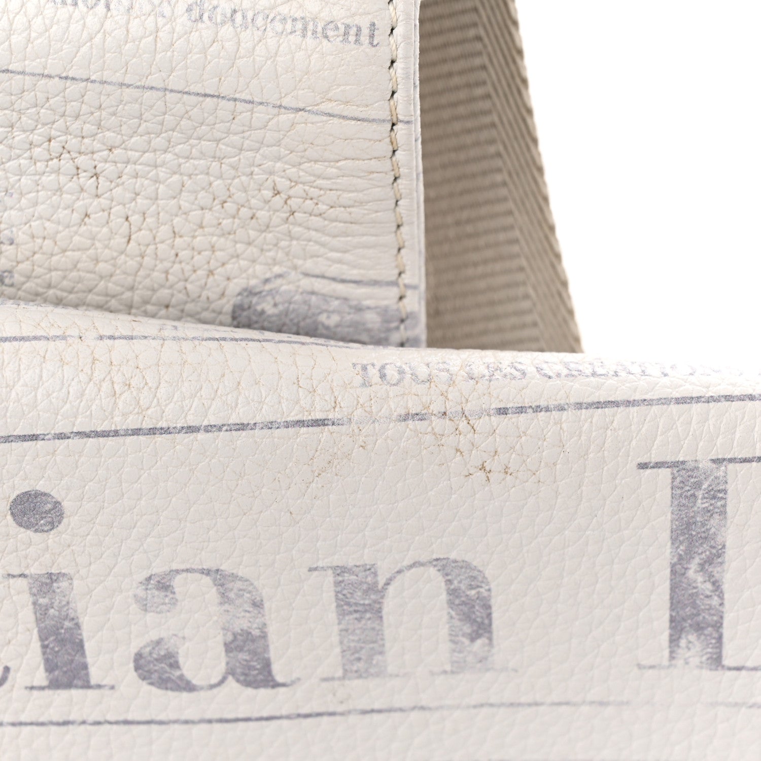 Christian Dior X DANIEL ARSHAM Grained Calfskin Newspaper Print Saddle Bag White 17 of 19