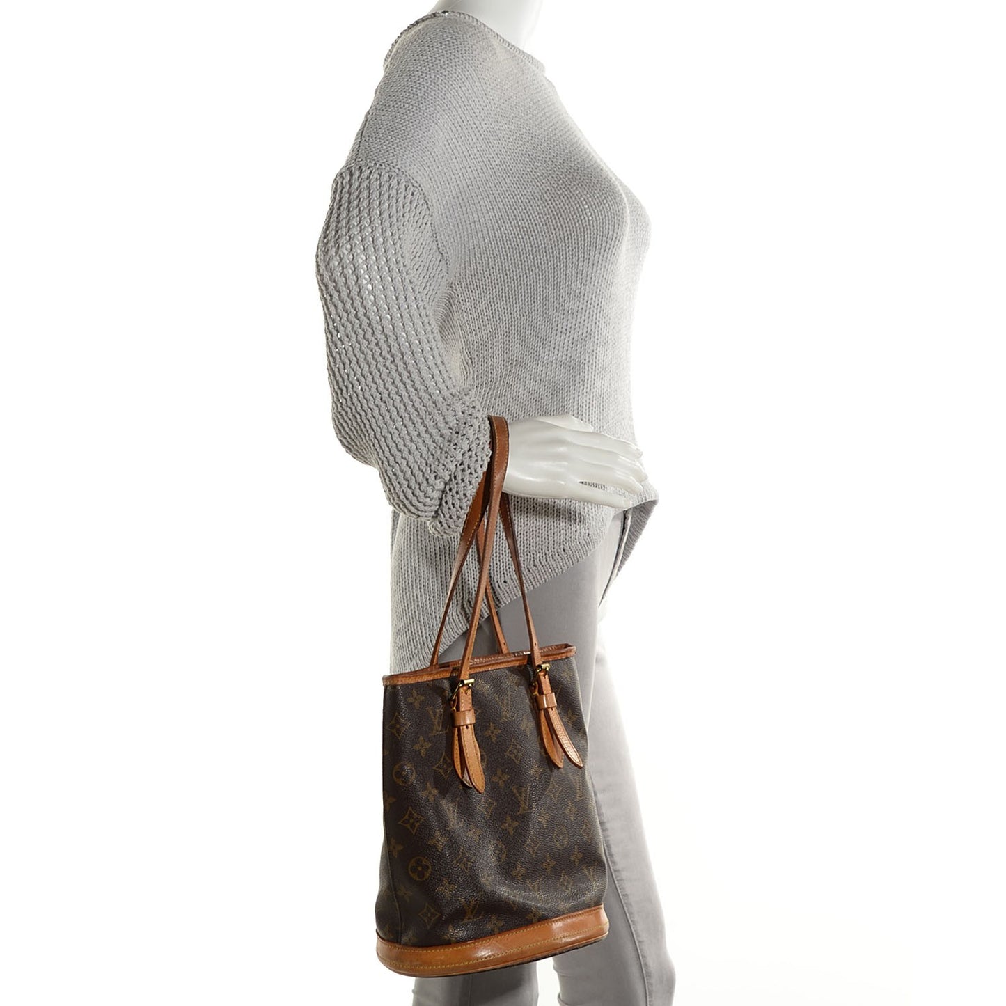 Monogram Petit Bucket 23