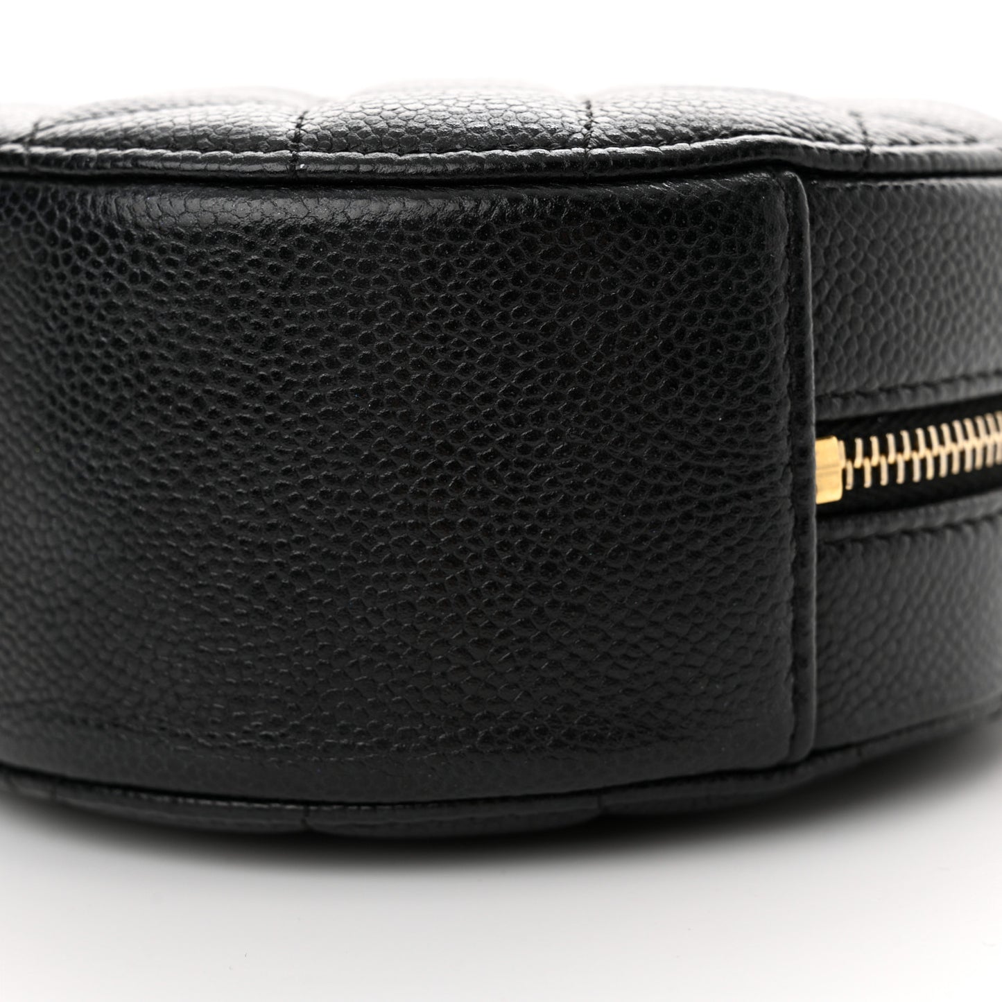 Caviar Quilted Round Coco Clutch With Chain Black