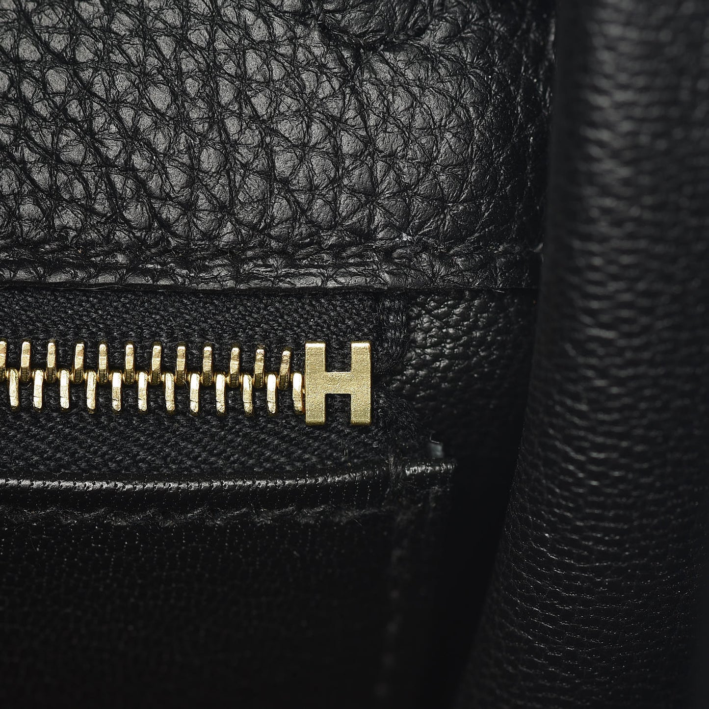 Togo Kelly Retourne 35 Black