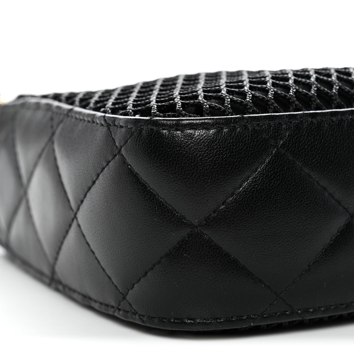 Mesh Shiny Lambskin Clutch With Chain Black
