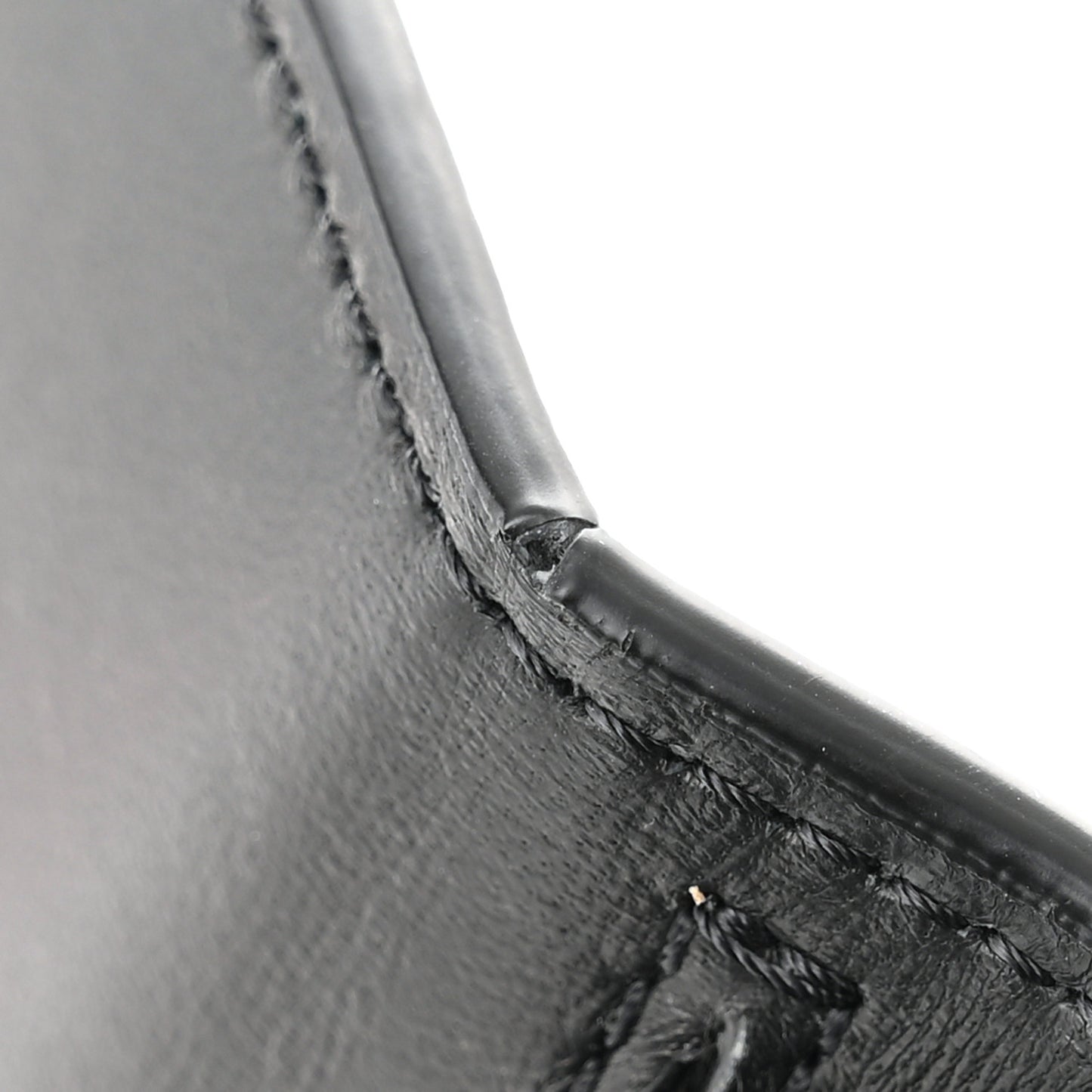 Calfskin T Clasp Tara Wallet On Strap Black