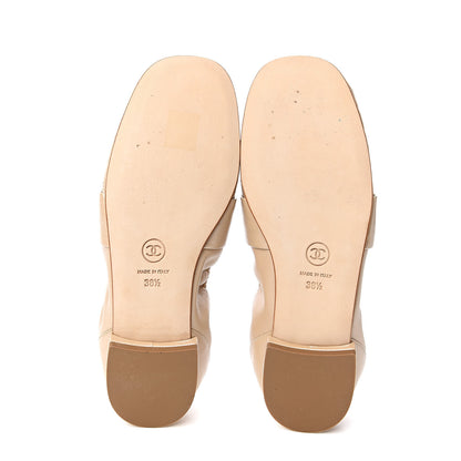 Chanel Laminated Lambskin Womens Quilted Elastic CC Moccasin Loafers 38.5 Beige 5 of 10