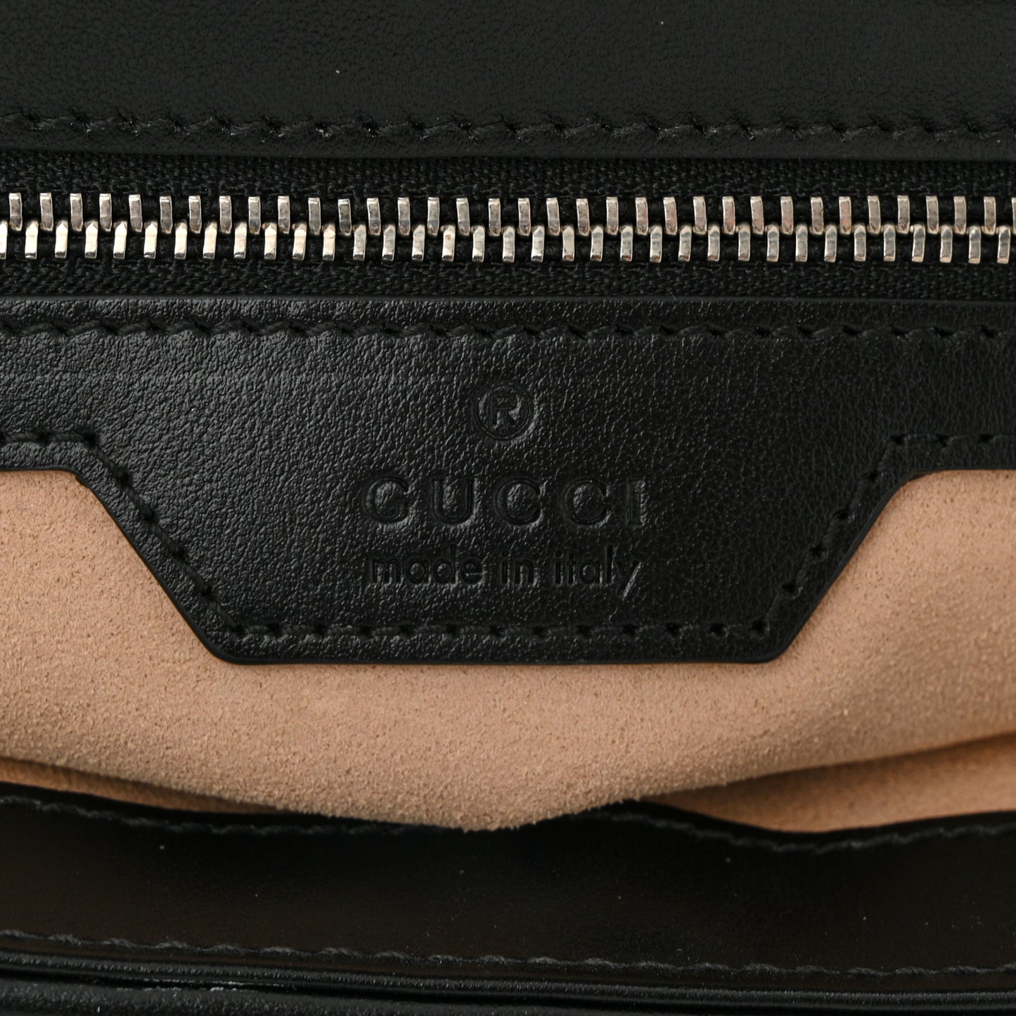 Calfskin Matelasse Aria Small GG Marmont Shoulder Bag Black