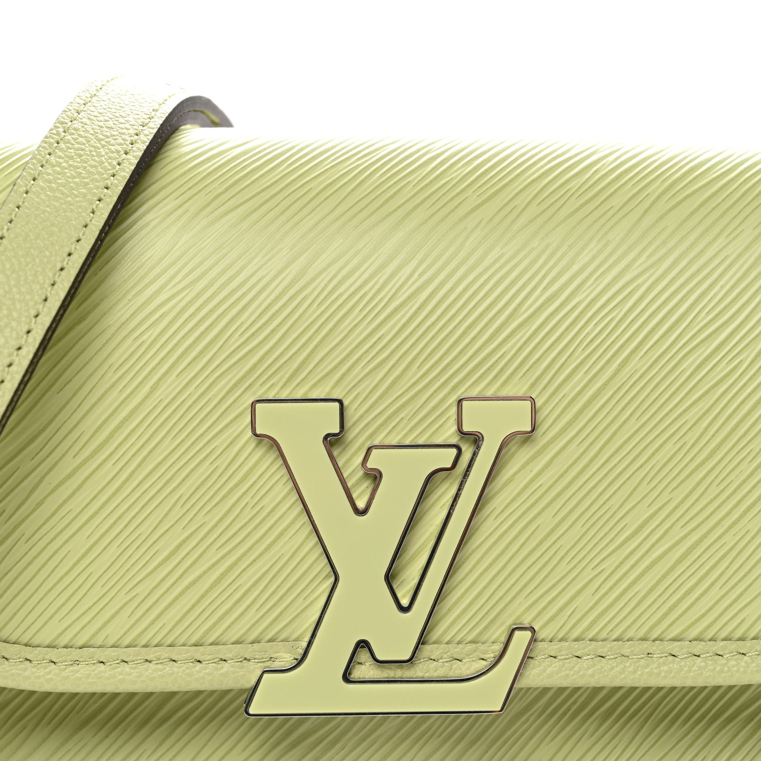 Louis Vuitton Epi Buci Crossbody Vert Noto 7 of 9