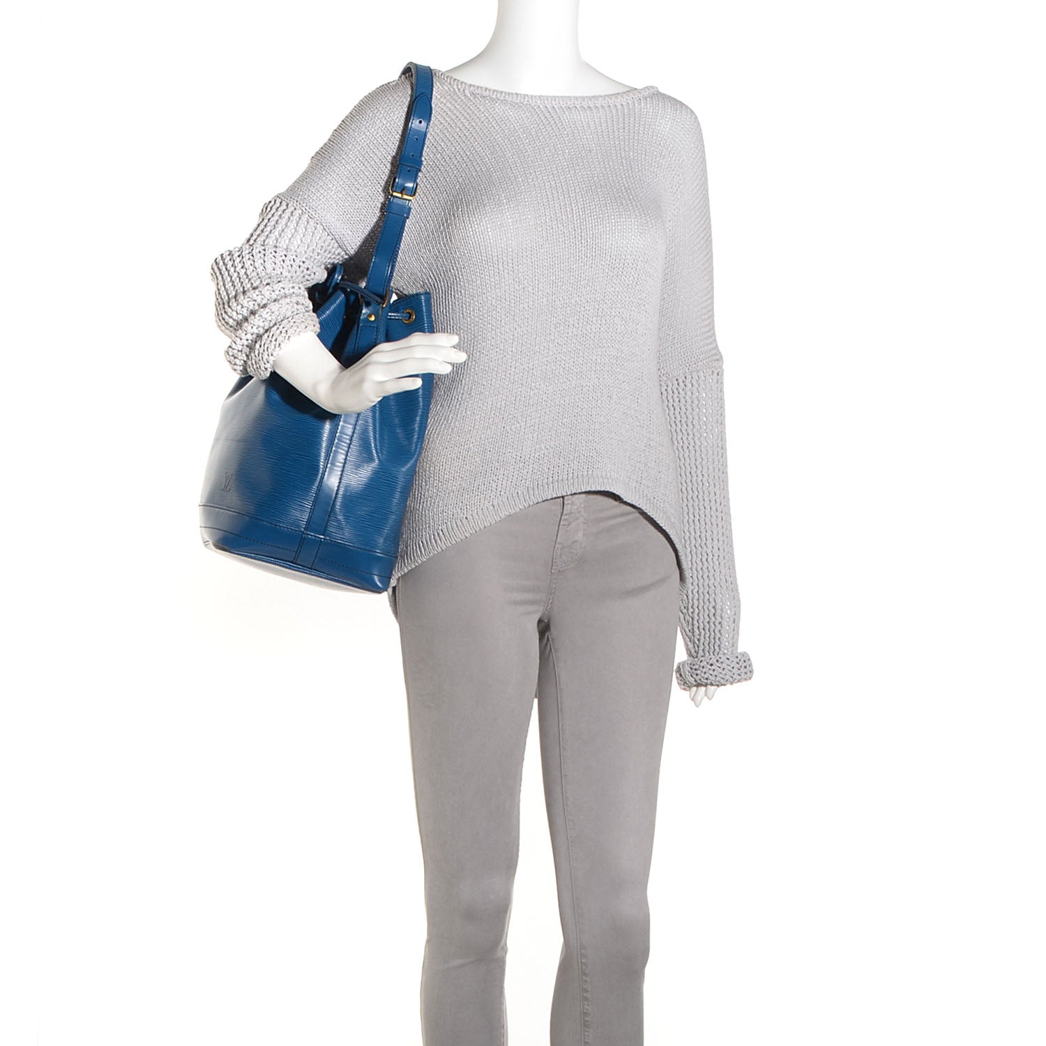 Louis Vuitton Epi Noe Toledo 2 of 7