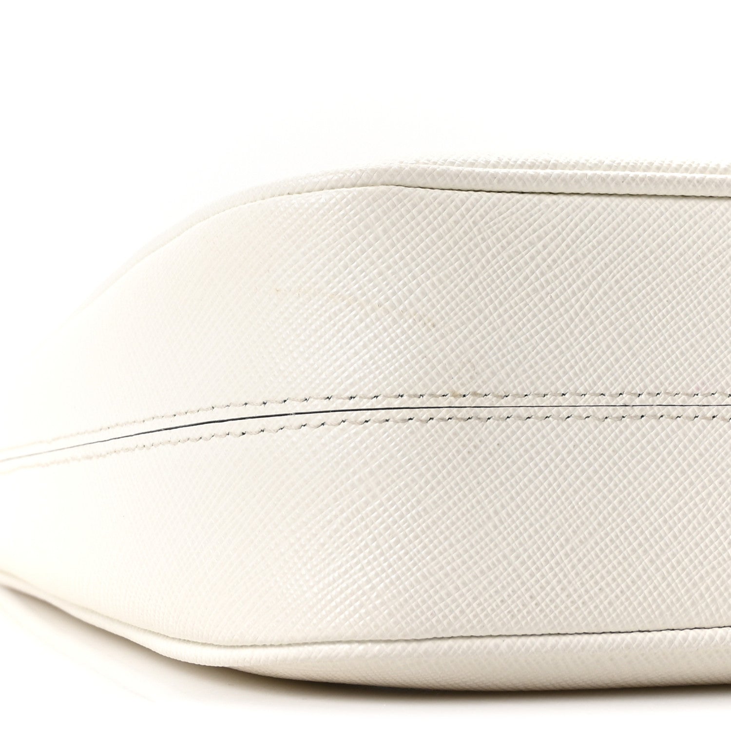 Prada Saffiano Re-Edition 2005 Shoulder Bag White 9 of 10