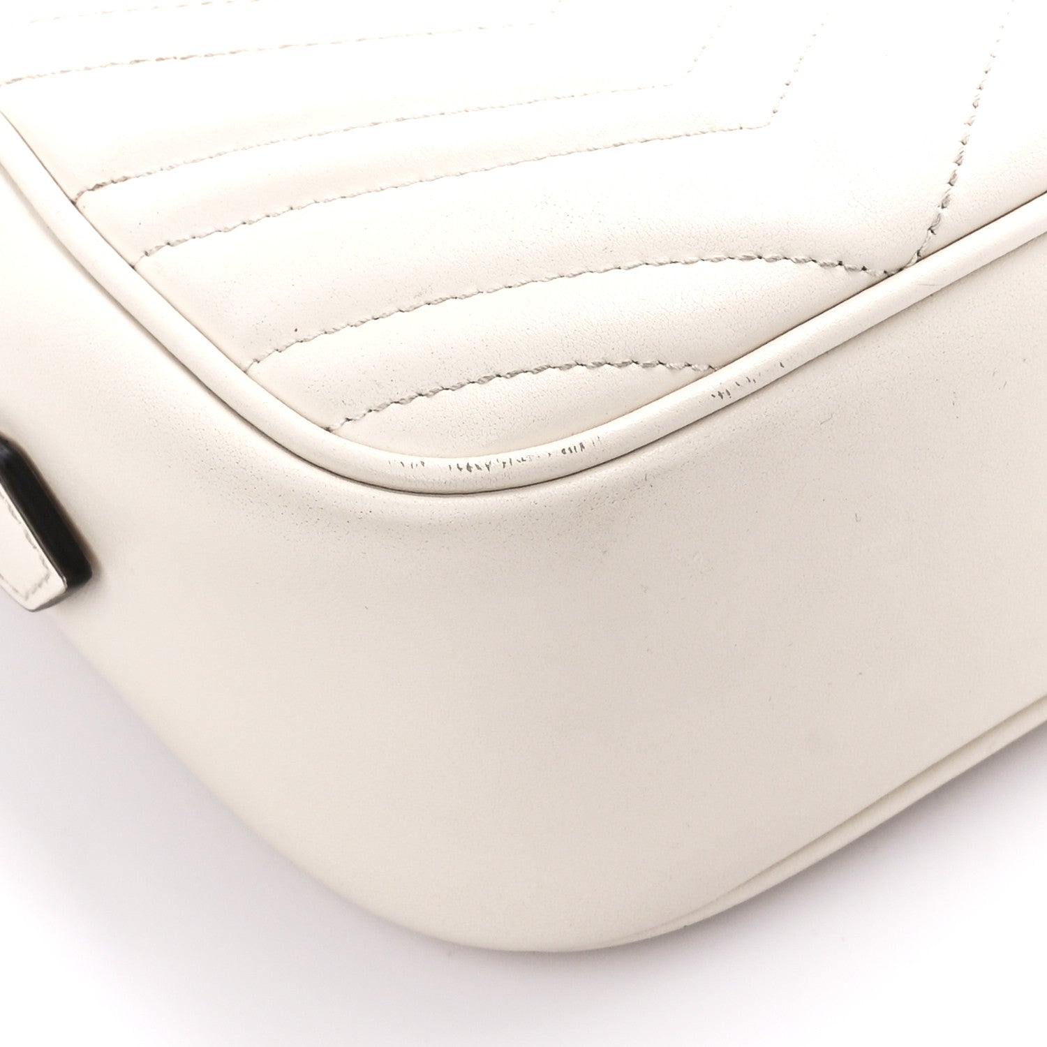Gucci Calfskin Matelasse Small GG Marmont Chain Shoulder Bag White 10 of 13